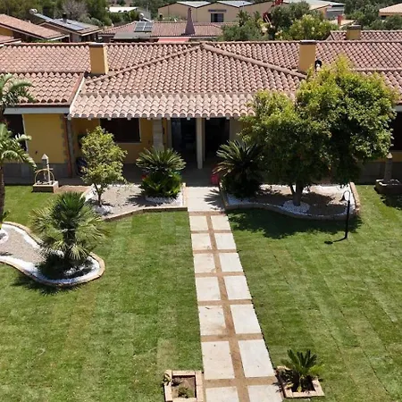 Su Lillu Elegante Con Giardino