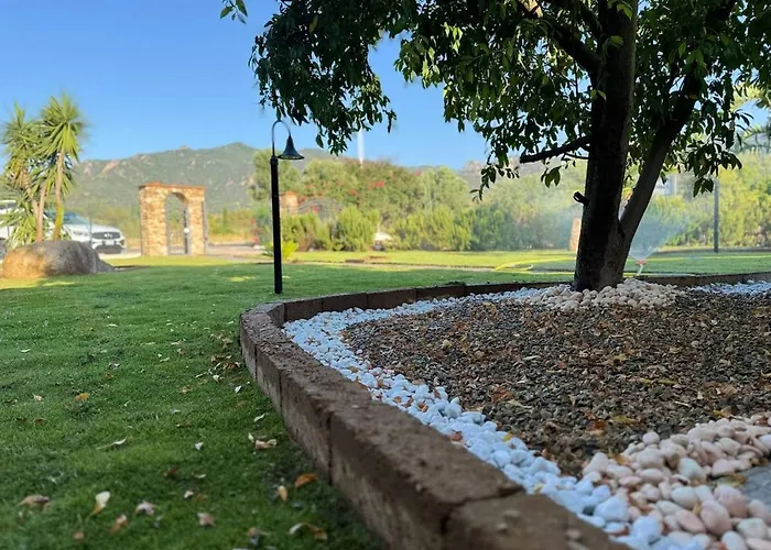 Prázdninový dům Su Lillu Elegante Con Giardino *